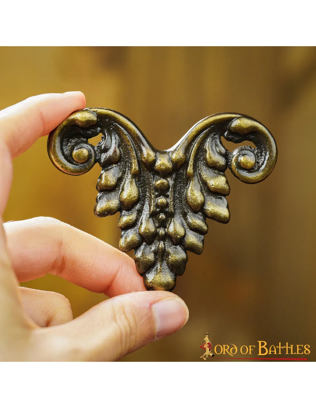 Adorno floral medieval para cuero o prendas de ropa