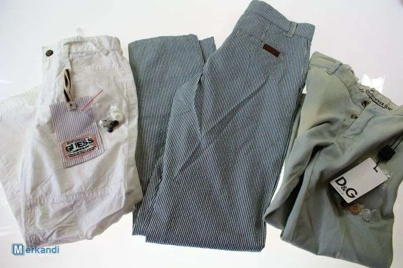 Armani, Diesel, D & G, Guess, Napapijri, mezcla de ropa de marca de niños