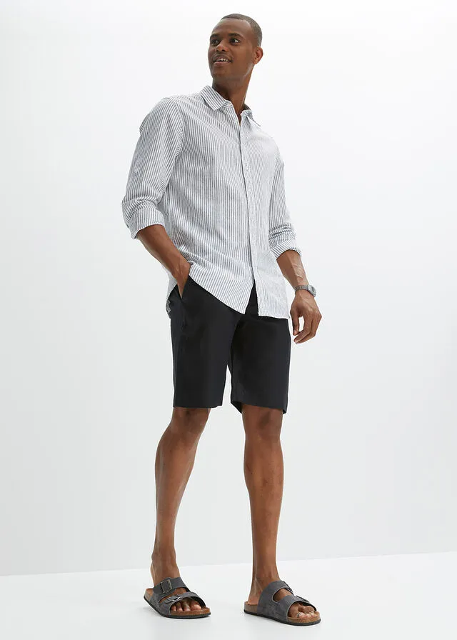 Bermuda tipo chino Negro