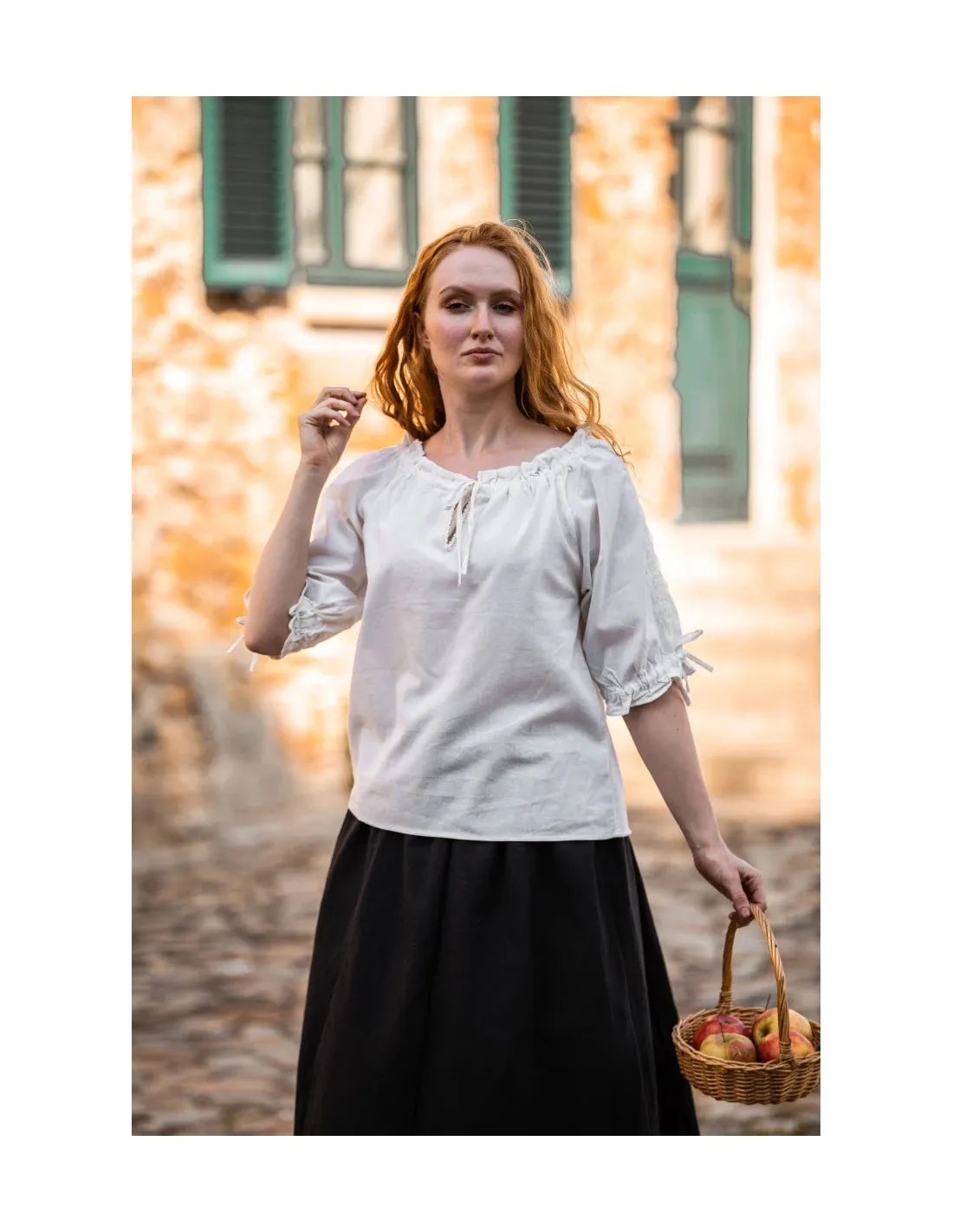 Blusa medieval manga corta modelo Sandra, blanco natural