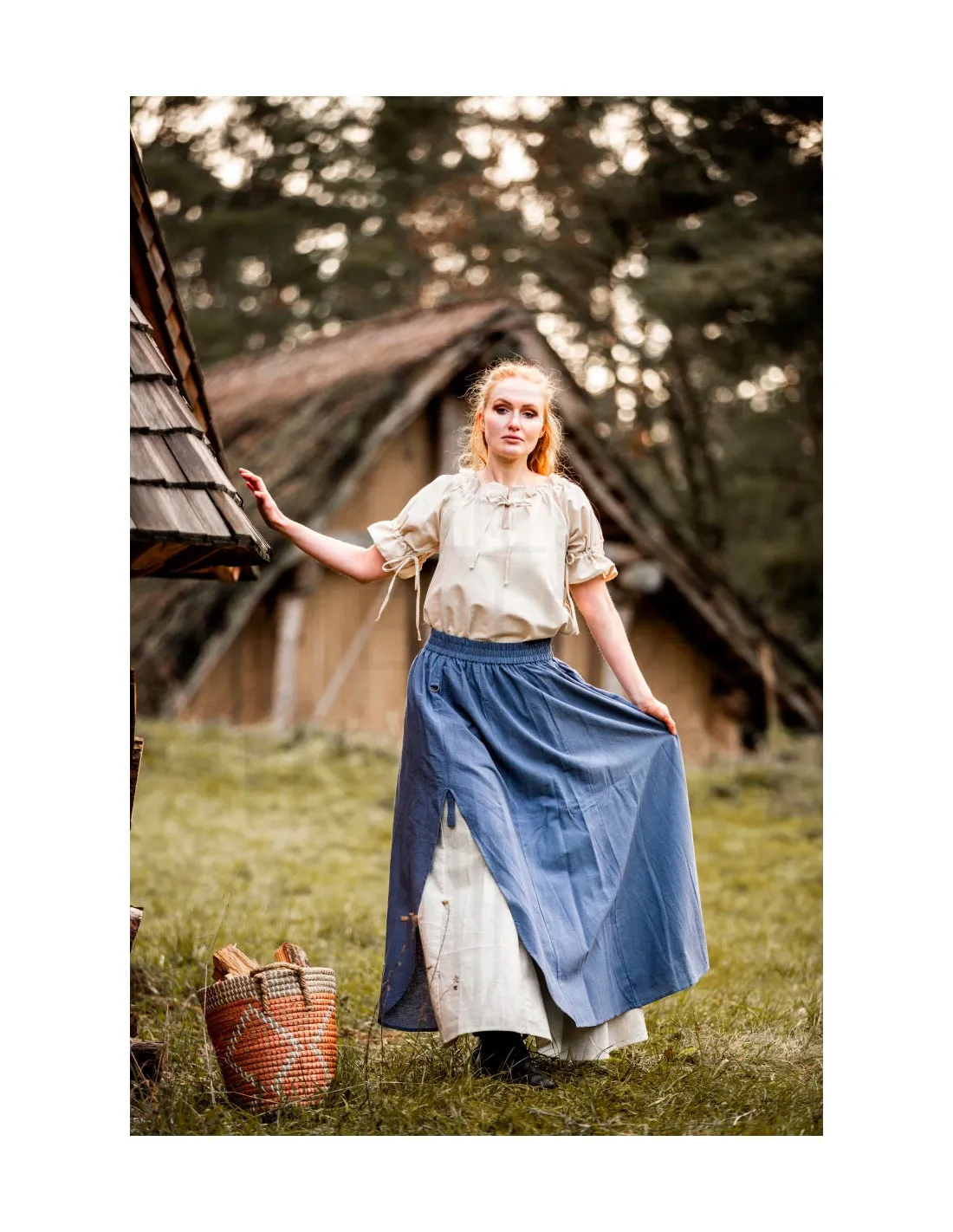 Blusa medieval manga corta modelo Verena, blanco natural