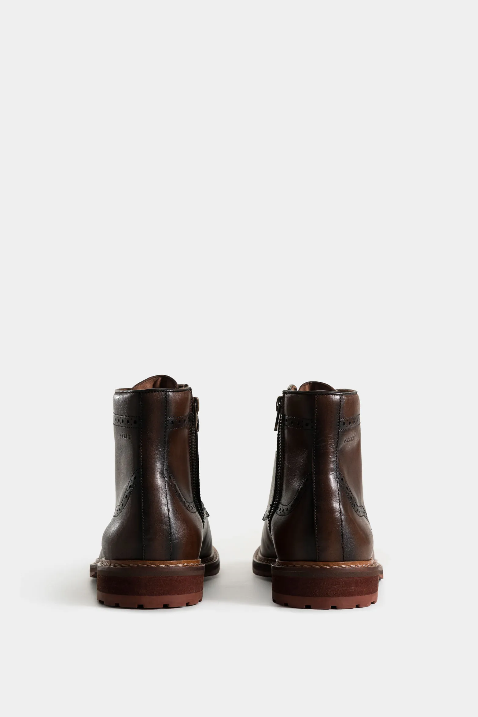 Botas estepa de cuero liso para hombre detalle artesanal chiripiado