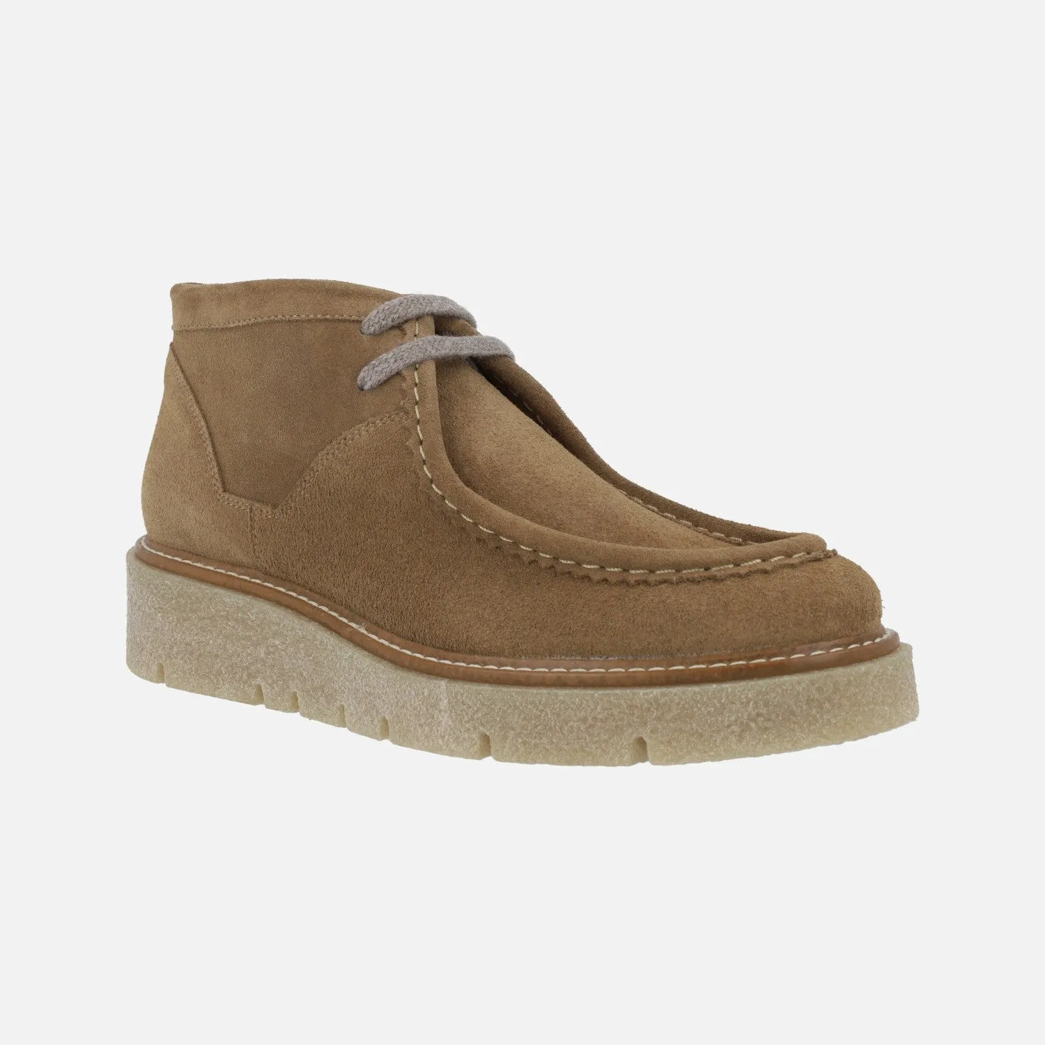 Botines de serraje con cordones estilo Wallabee