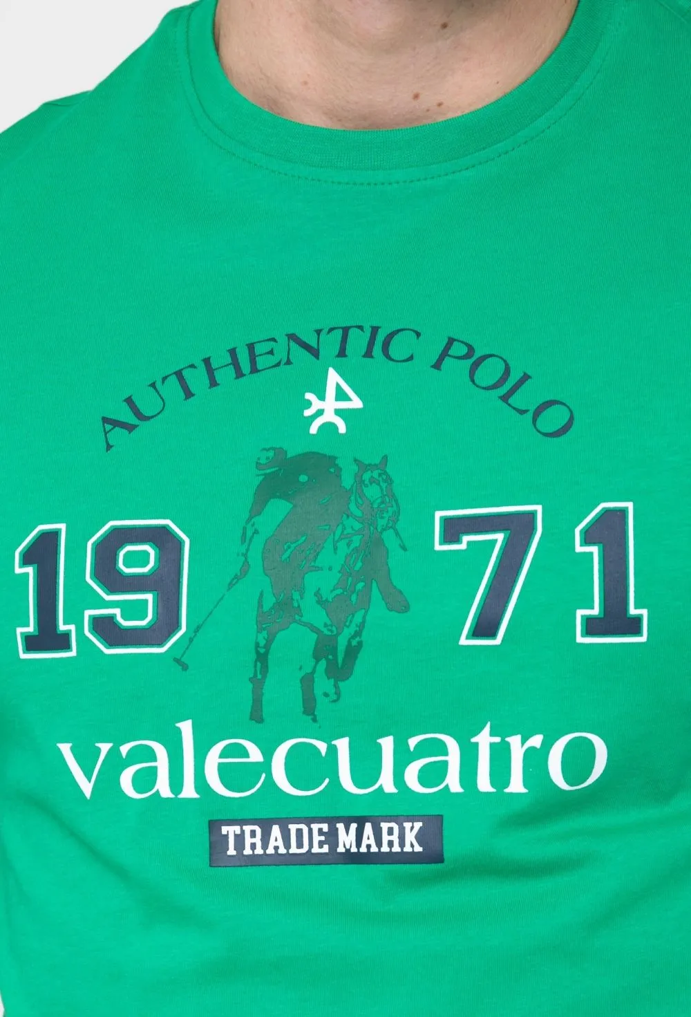 Camiseta hombre modelo 1971 color verde
