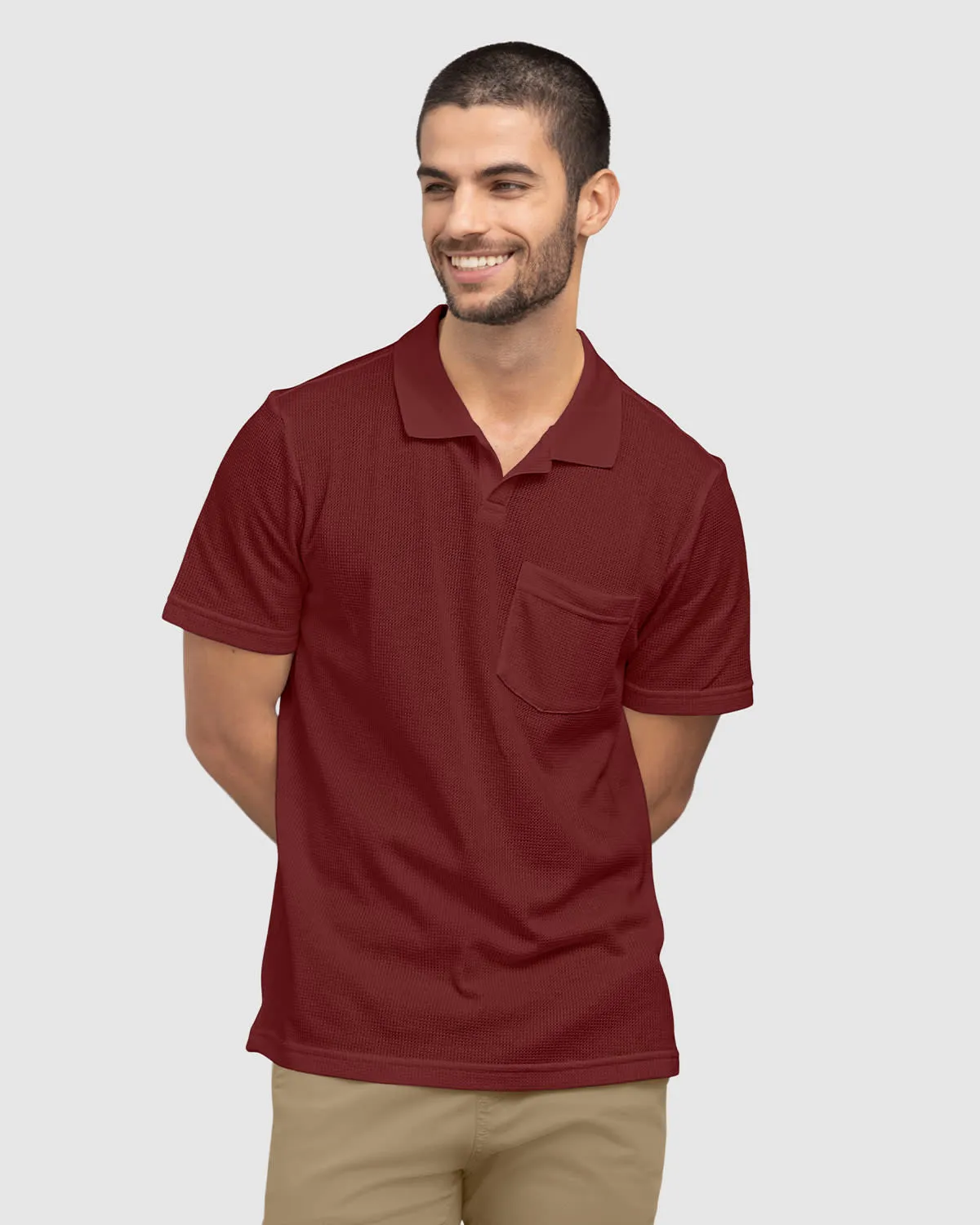 Camiseta tipo polo con bolsillo en frente