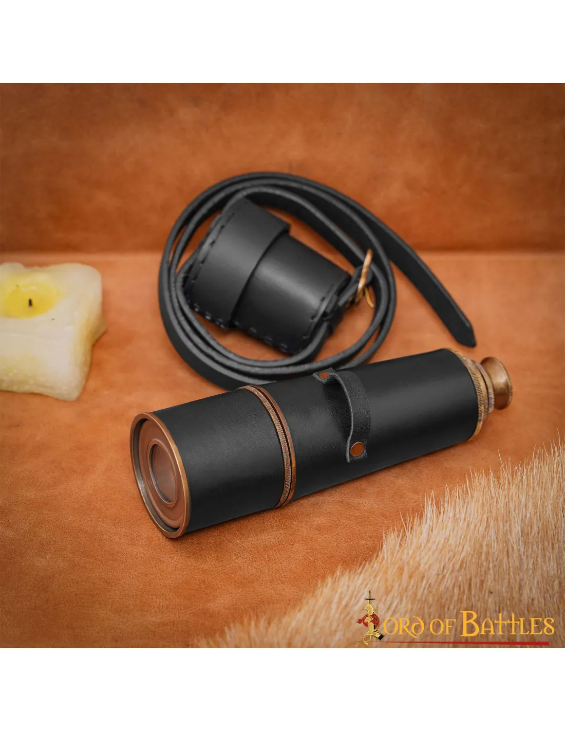 Catalejo medieval funcional latón con funda cuero (42,5 cm.)