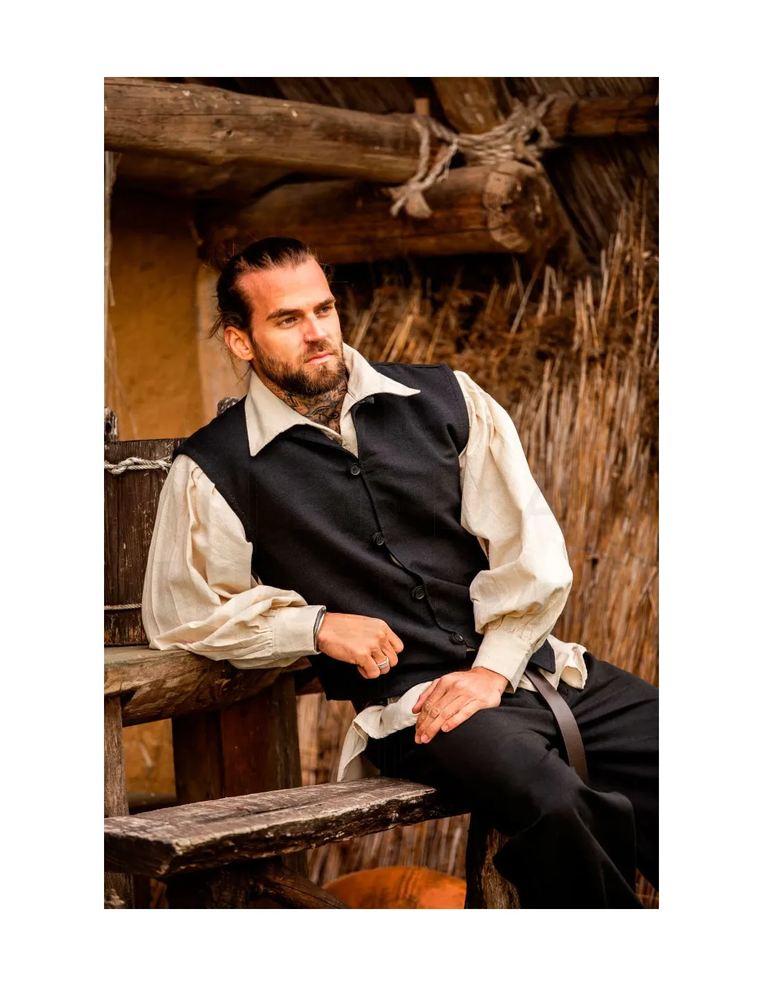 Chaleco medieval tejido a mano Irvin, negro