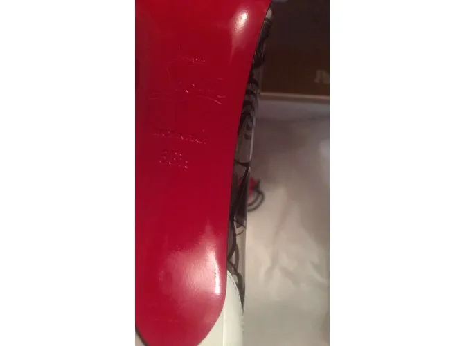 Christian Louboutin Louboutin Negro Blanco 