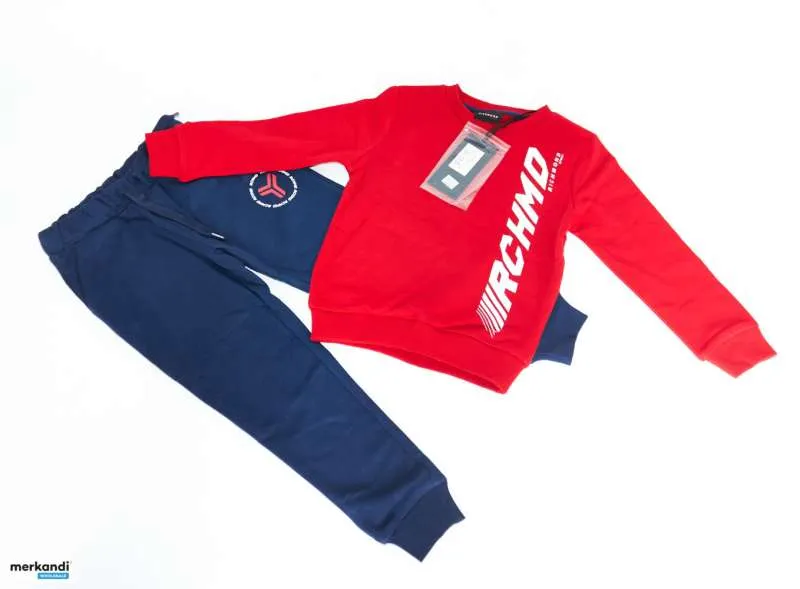 CONJUNTOS DE ROPA DEPORTIVA PARA NIñOS RICHMOND DE ALTA CALIDAD  PAQUETE AL POR MAYOR DE 6 UNIDADES PARA MINORISTAS