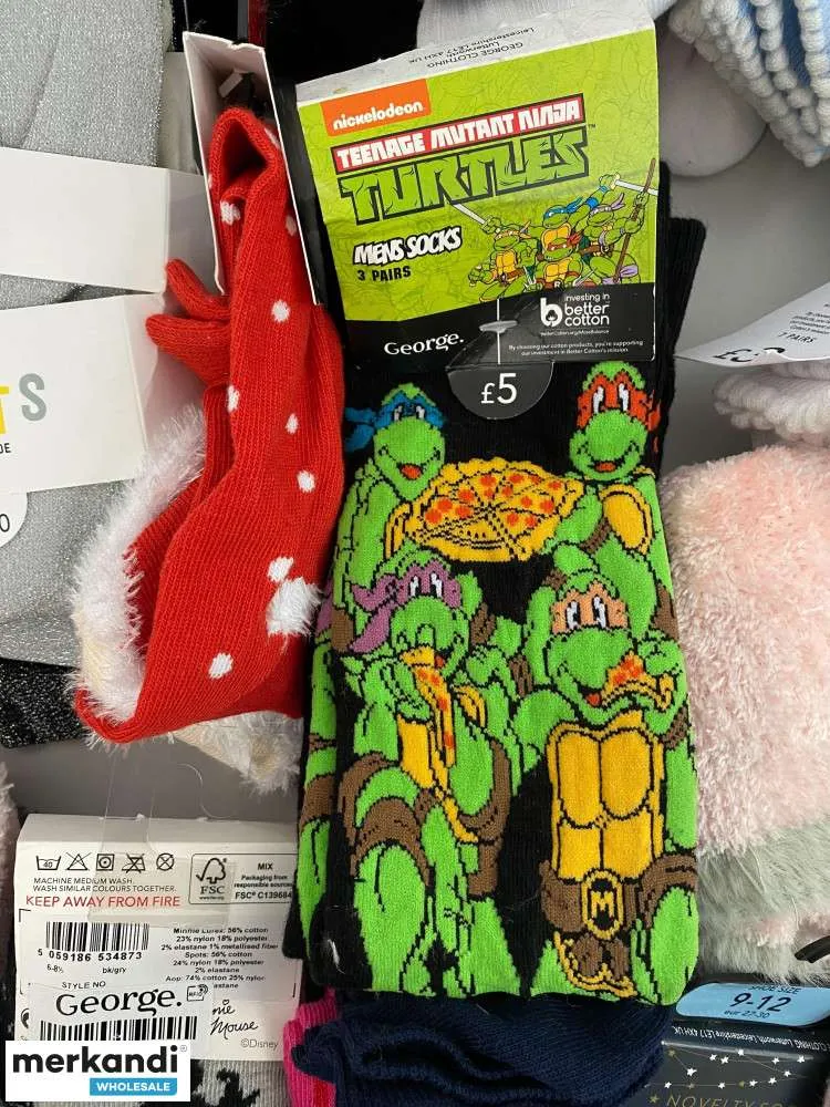 GEORGE mix de calcetines y medias para niños.