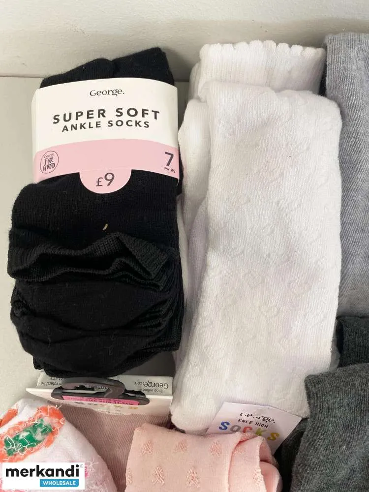 GEORGE mix de calcetines y medias para niños.