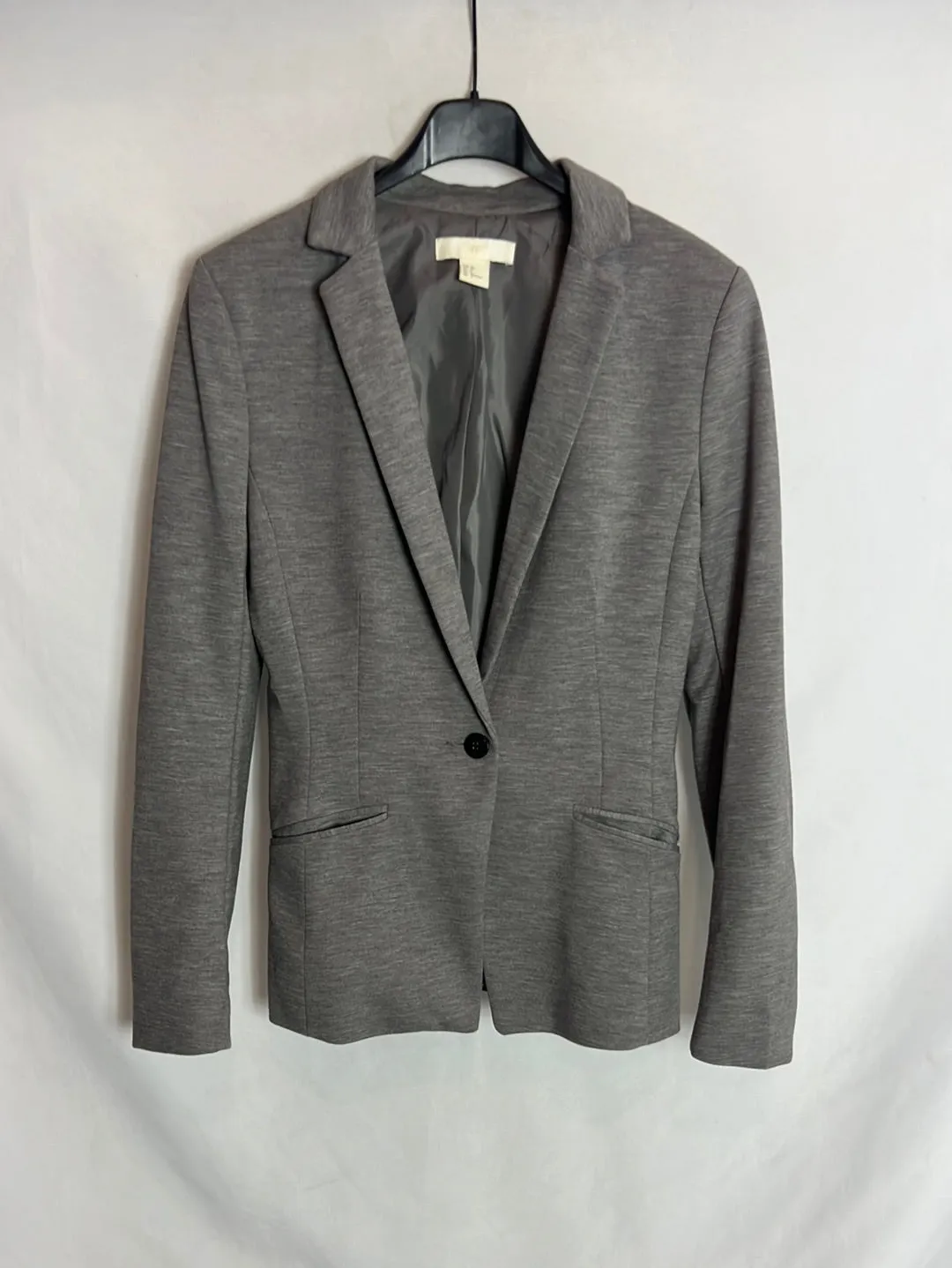 H&M.Blazer gris jaspeada T.36