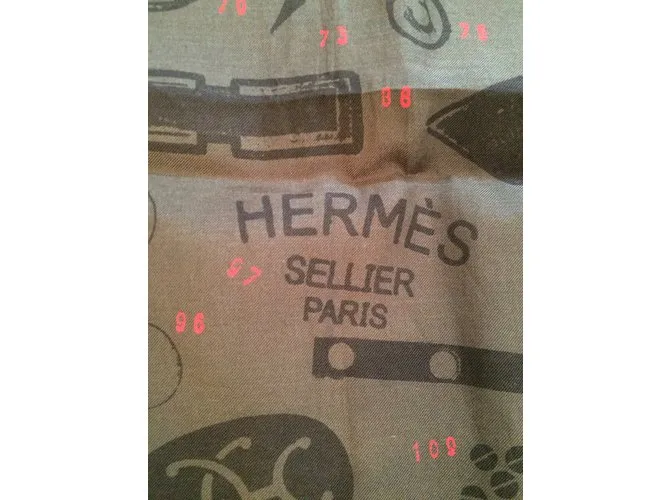 Hermès 2 Bufandas Castaño Beige Bronce 