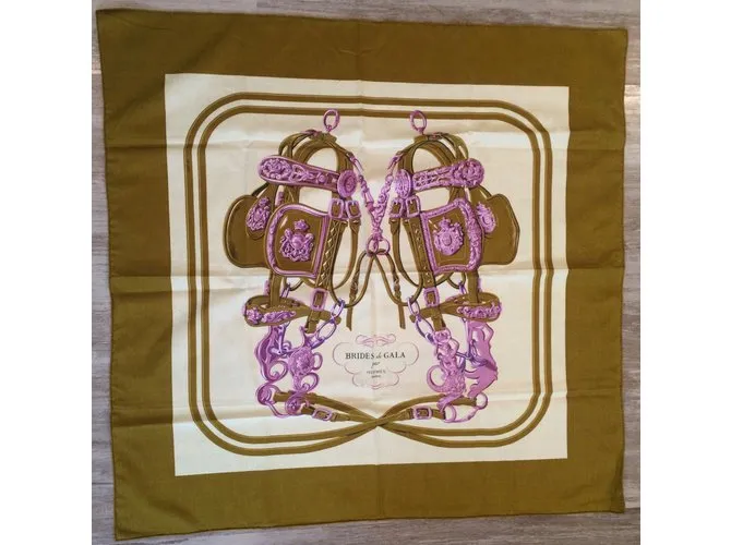 Hermès 2 Bufandas Castaño Beige Bronce 