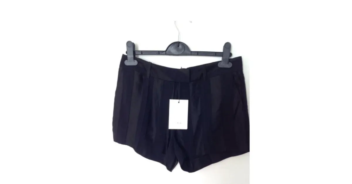 Iro Pantalones cortos Negro 