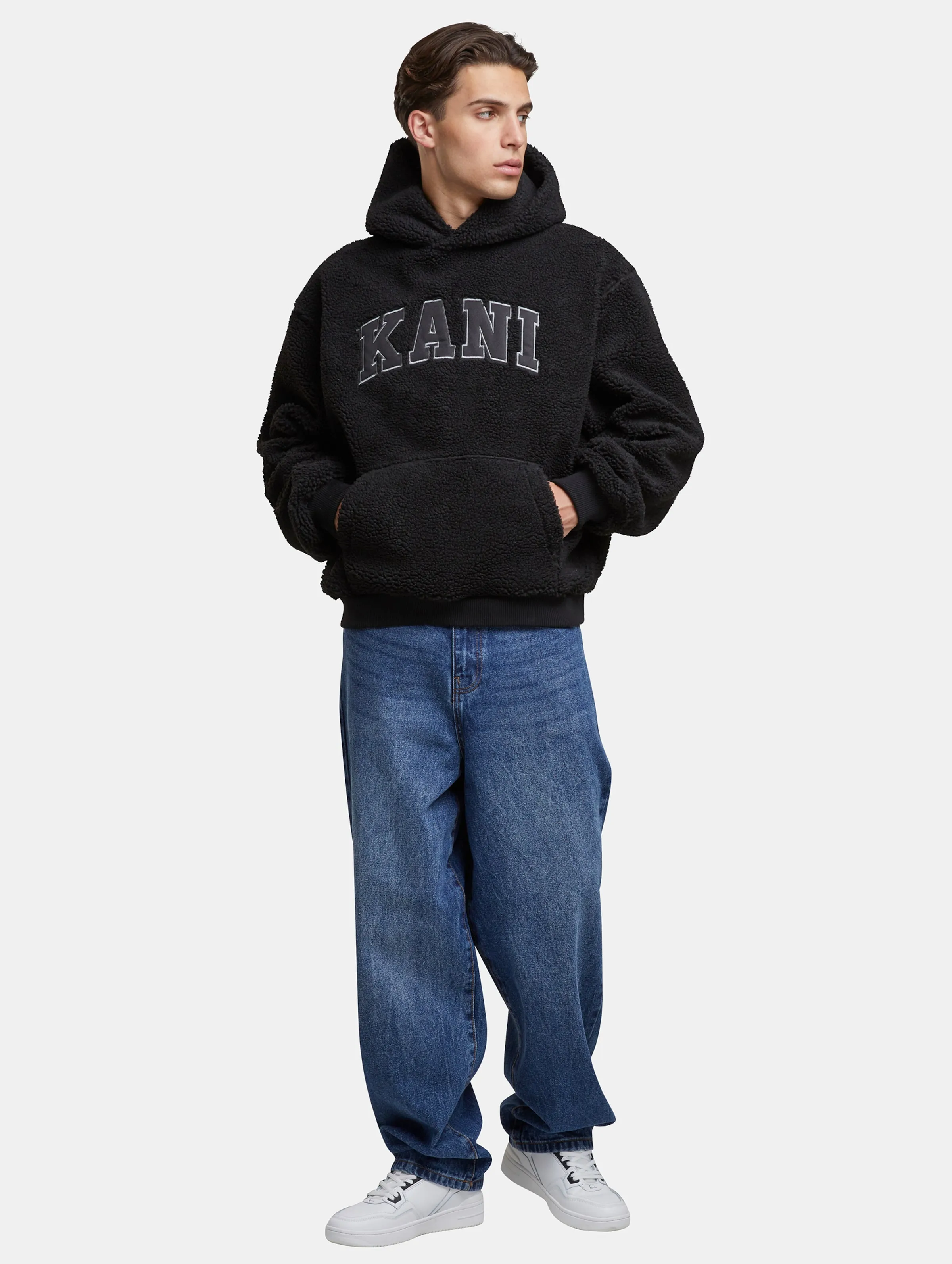 Karl Kani Serif Teddy