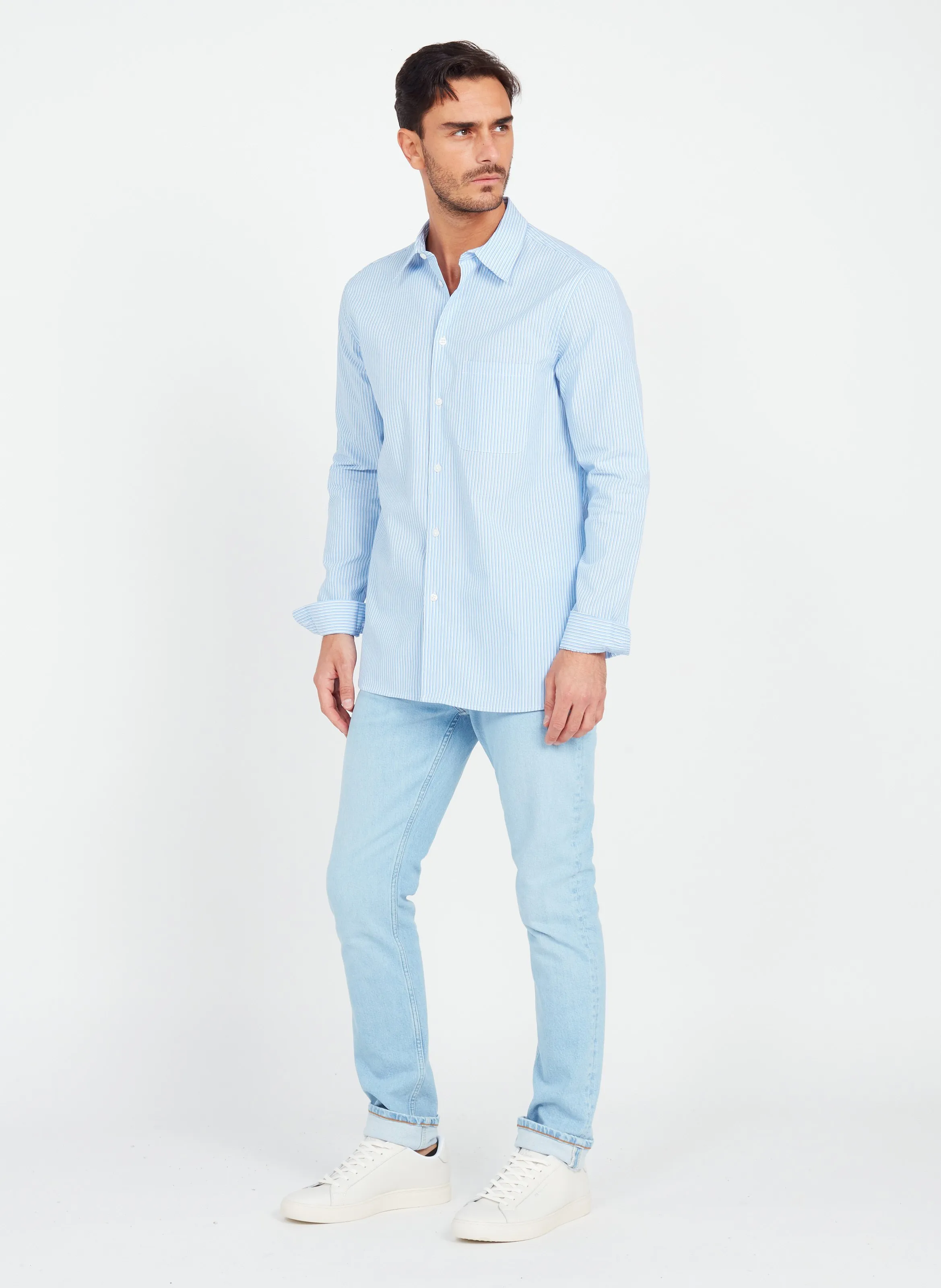 LIAM  CAMISA REGULAR FIT DE ALGODóN A RAYAS CON CUELLO CLáSICO EN AZUL