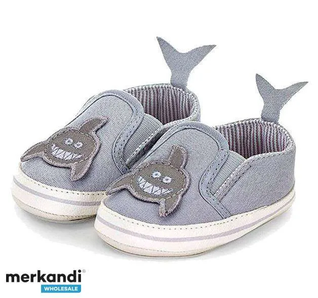 Lote de 7781 pares de zapatos para bebés y niños