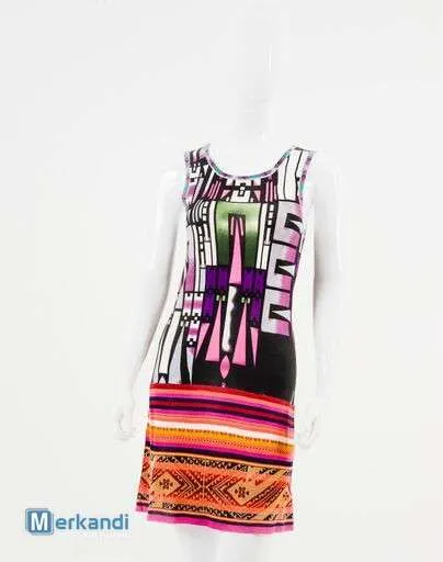 Mezcla de ropa de marcas premium