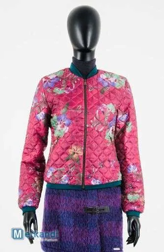 Mezcla de ropa de marcas premium
