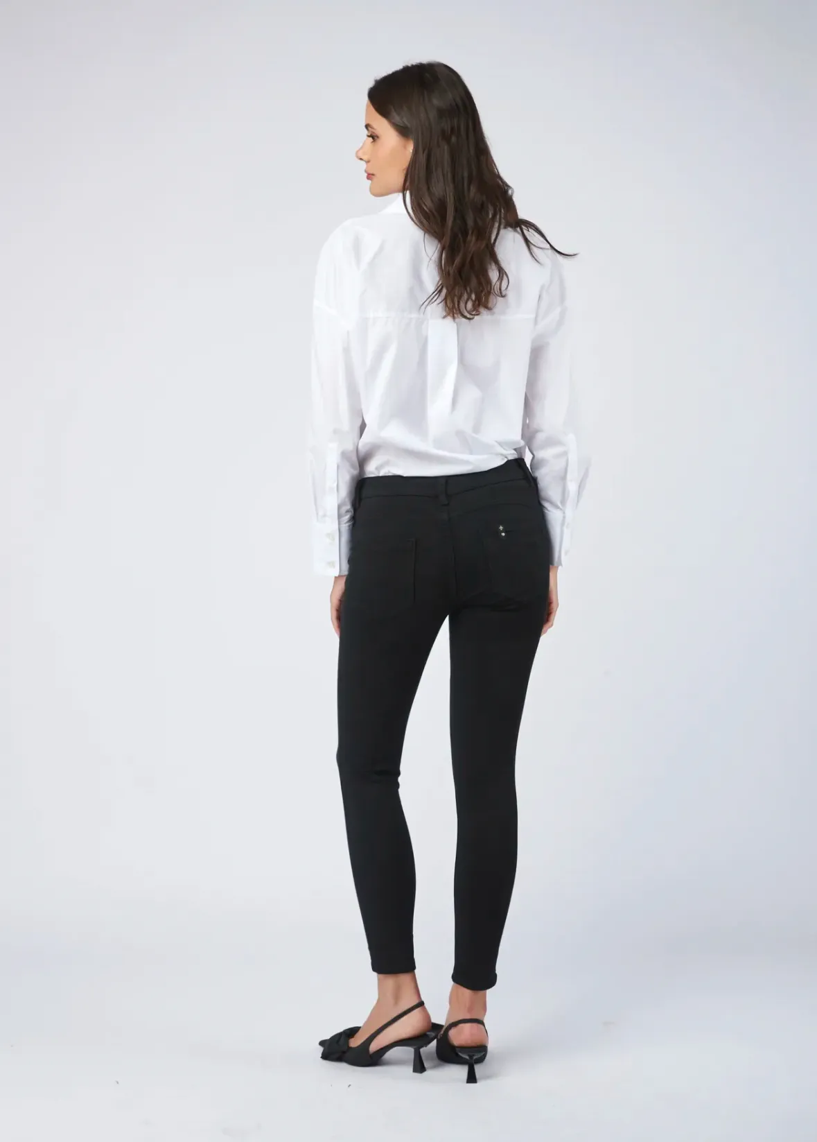 Pantalón Pitillo BÁSICO – Negro