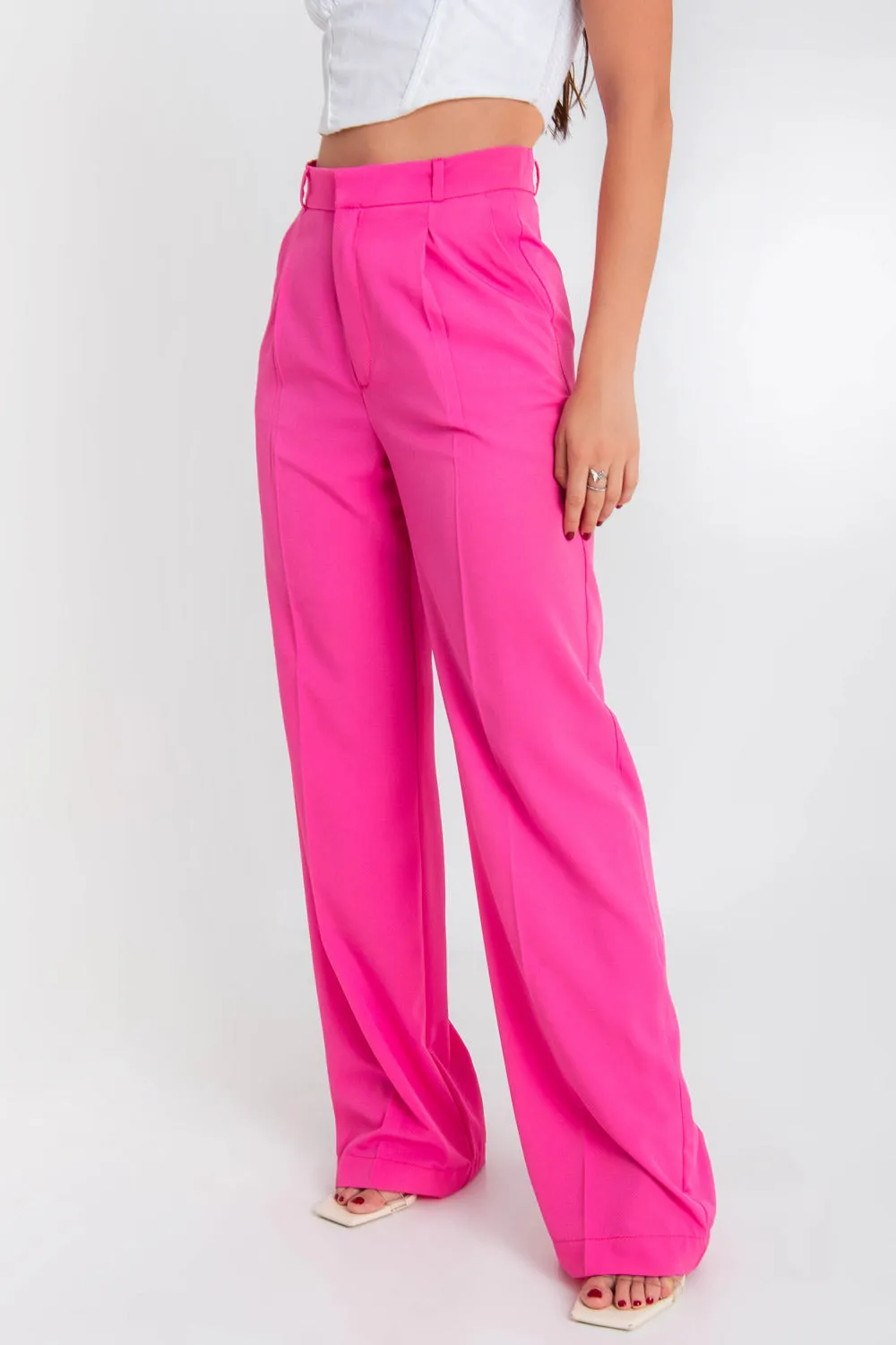 Pantalón wide leg con pinzas tiro alto