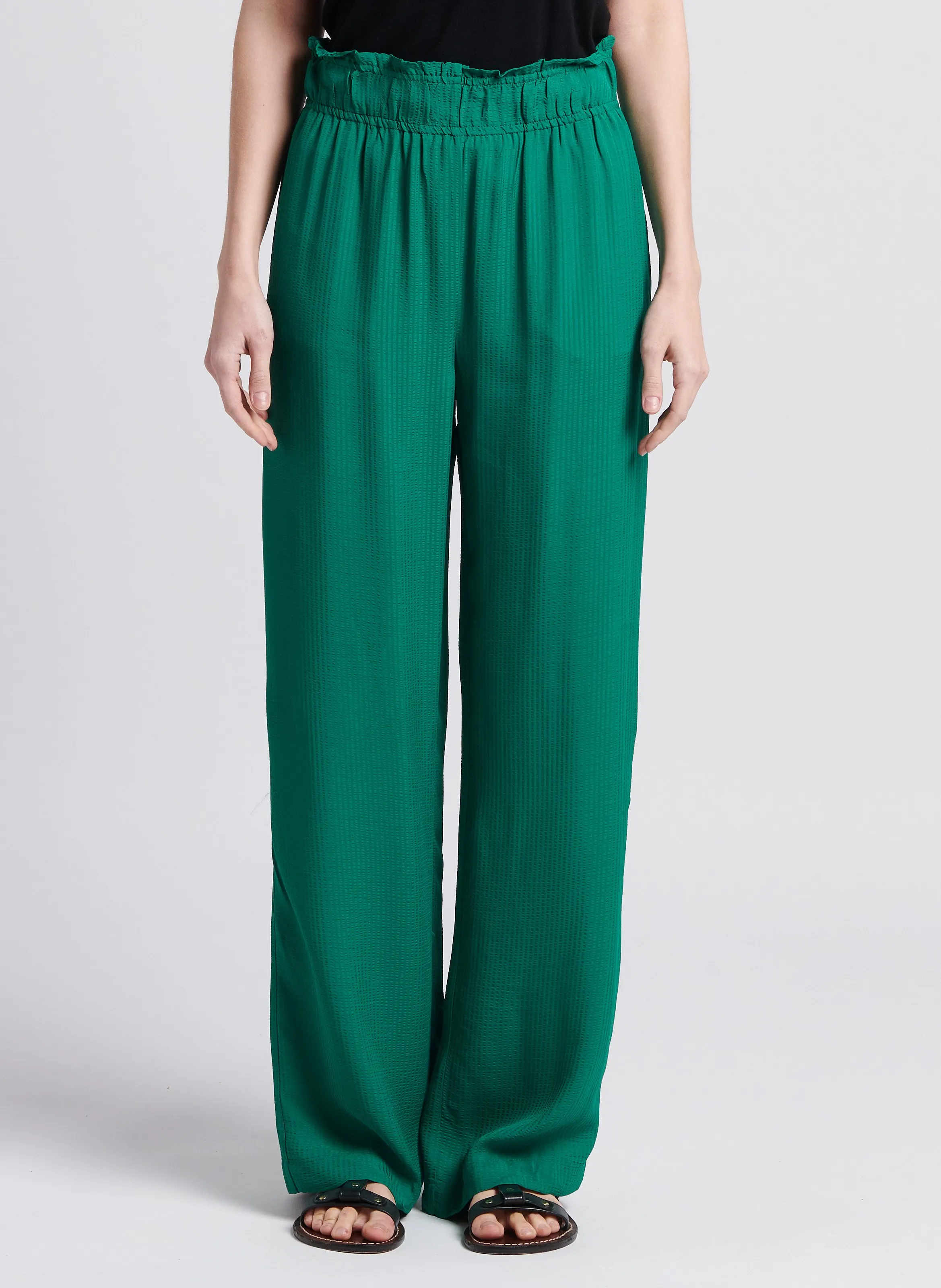 ROBYN  PANTALóN ANCHO SATINADO CON RAYAS EN VERDE
