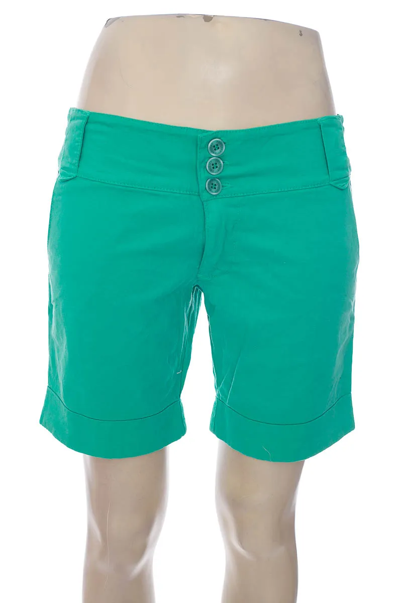 SHORT COLOR VERDE  CROQUET