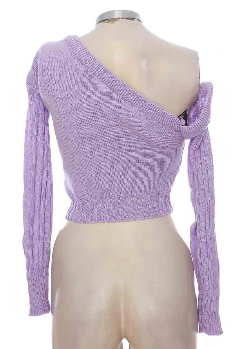 SWEATER COLOR MORADO  CLOSEANDO