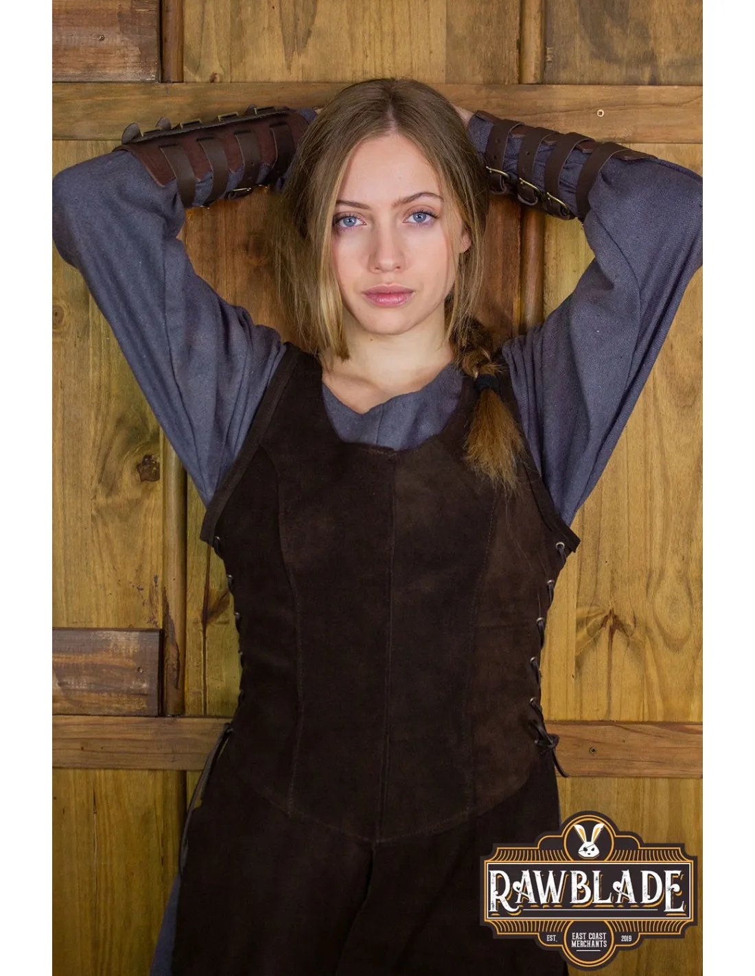 TABARDO MEDIEVAL JOANNE EN PIEL DE SERRAJE  MARRóN
