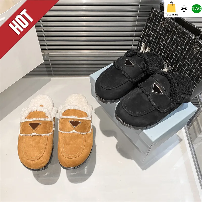 Toboganes de pieles de lujo Designias para mujer Slippers Palabas de color negro Pantalias de color negro de invierno Slippers d