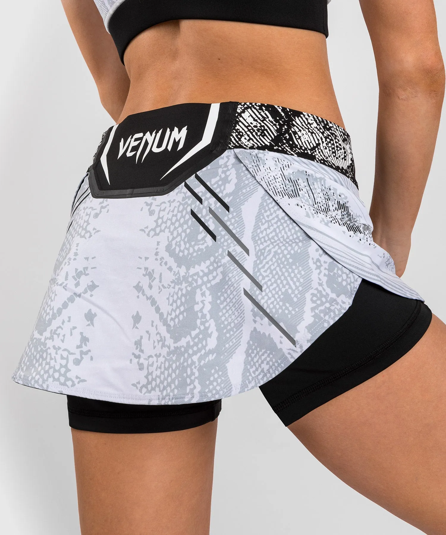 UFC ADRENALINE BY VENUM AUTHENTIC FIGHT NIGHT FALDA PANTALóN PARA MUJER  BLANCA