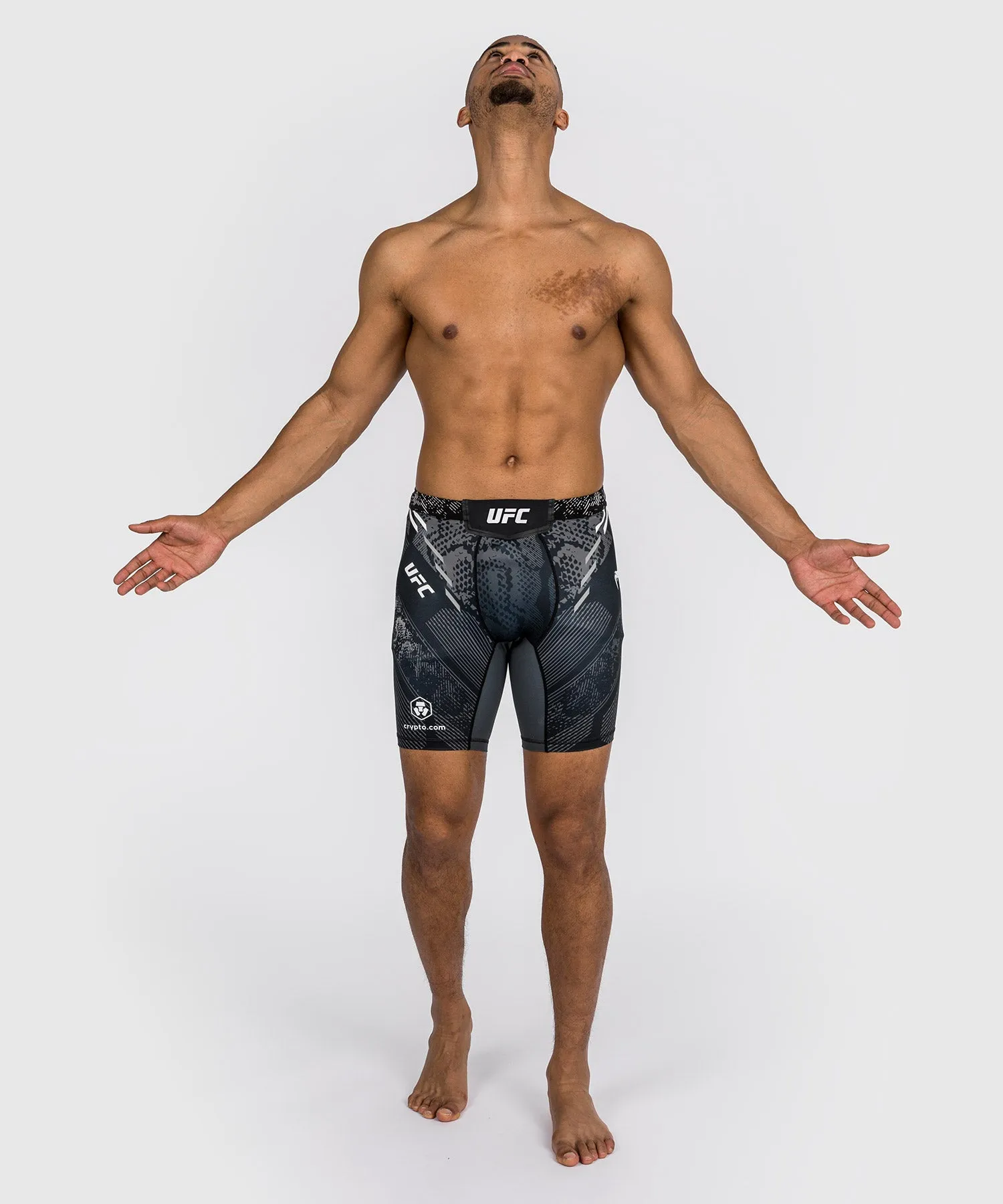 UFC ADRENALINE BY VENUM AUTHENTIC FIGHT NIGHT PANTALóN CORTO VALE TUDO PARA HOMBRE  NEGRO
