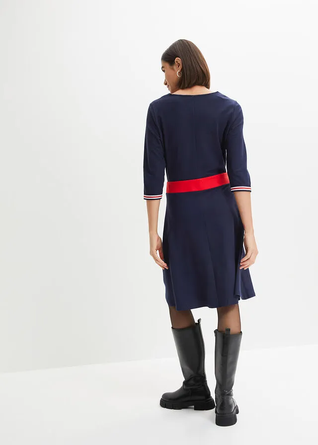 VESTIDO DE PUNTO AZUL MARINOROJOBLANCO