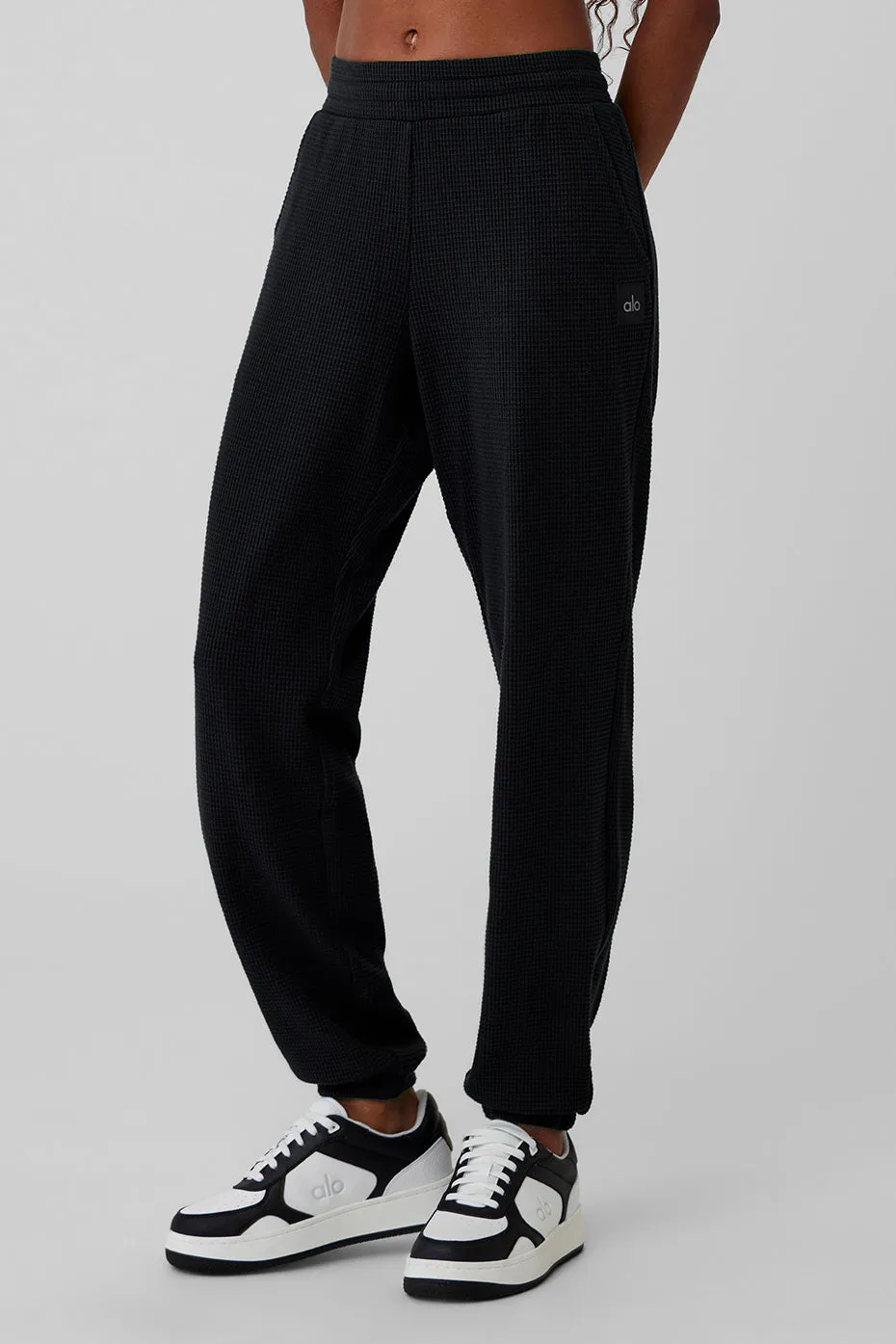 WAFFLE WEEKEND ESCAPE JOGGER  BLACK