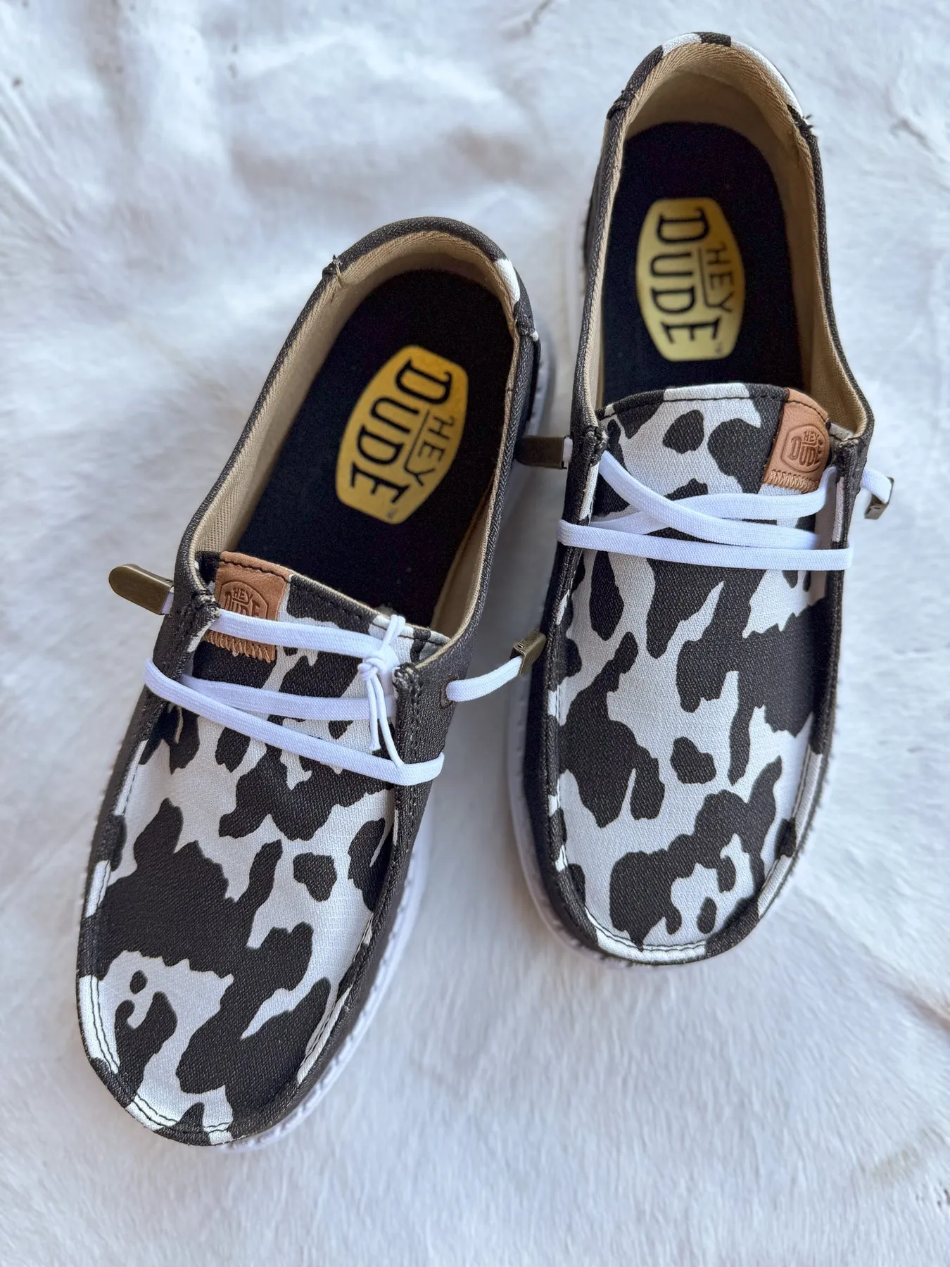 WOMEN'S HEY DUDE WENDY ANIMAL BLACK COW