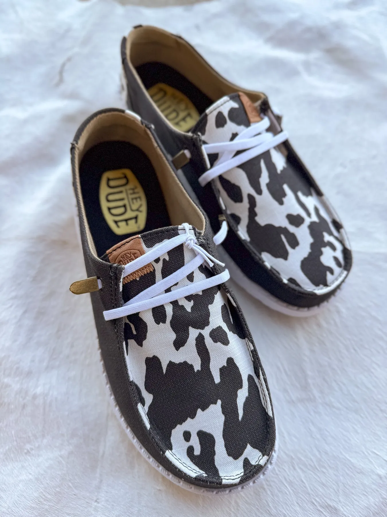 WOMEN'S HEY DUDE WENDY ANIMAL BLACK COW