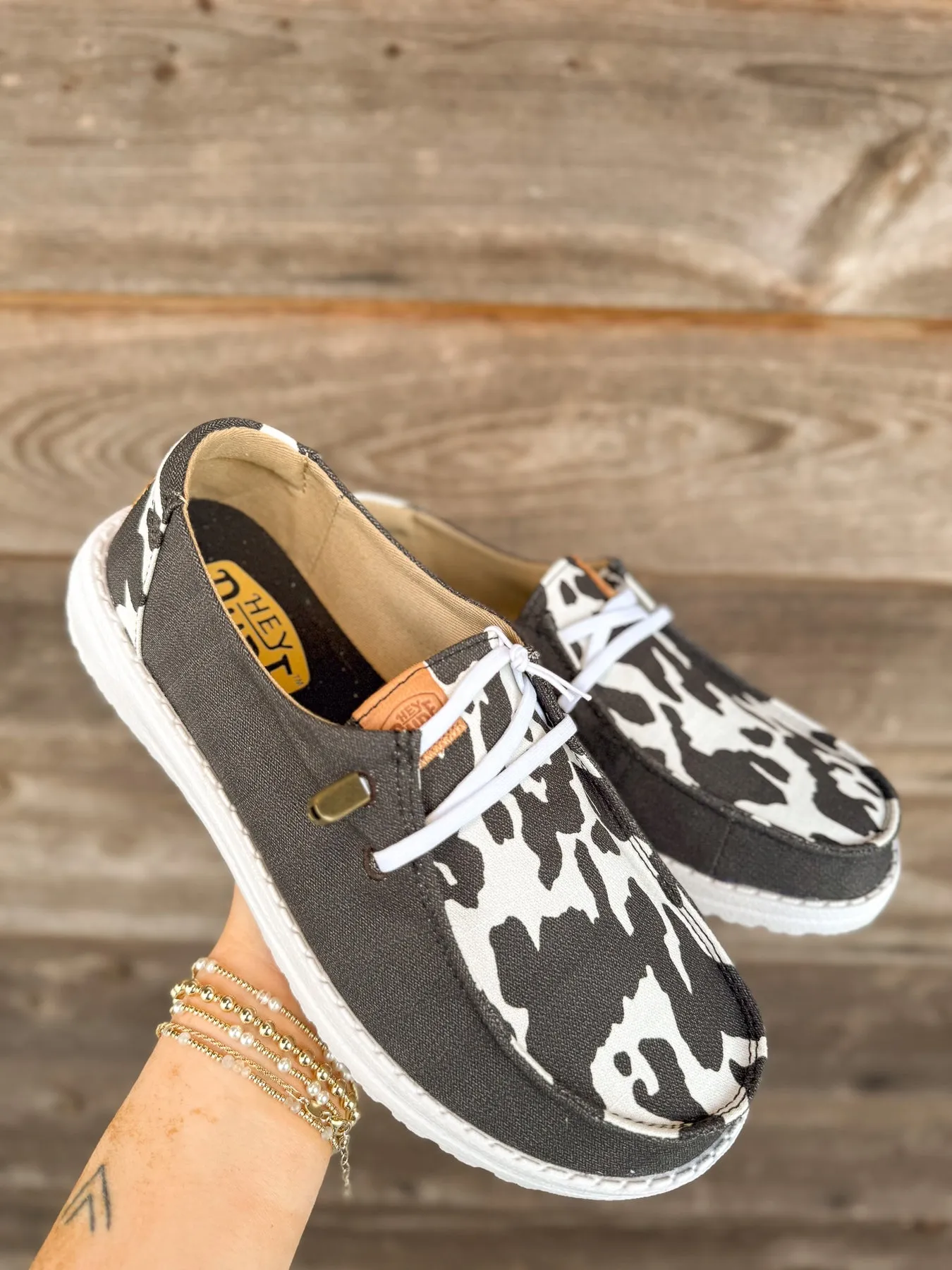 WOMEN'S HEY DUDE WENDY ANIMAL BLACK COW