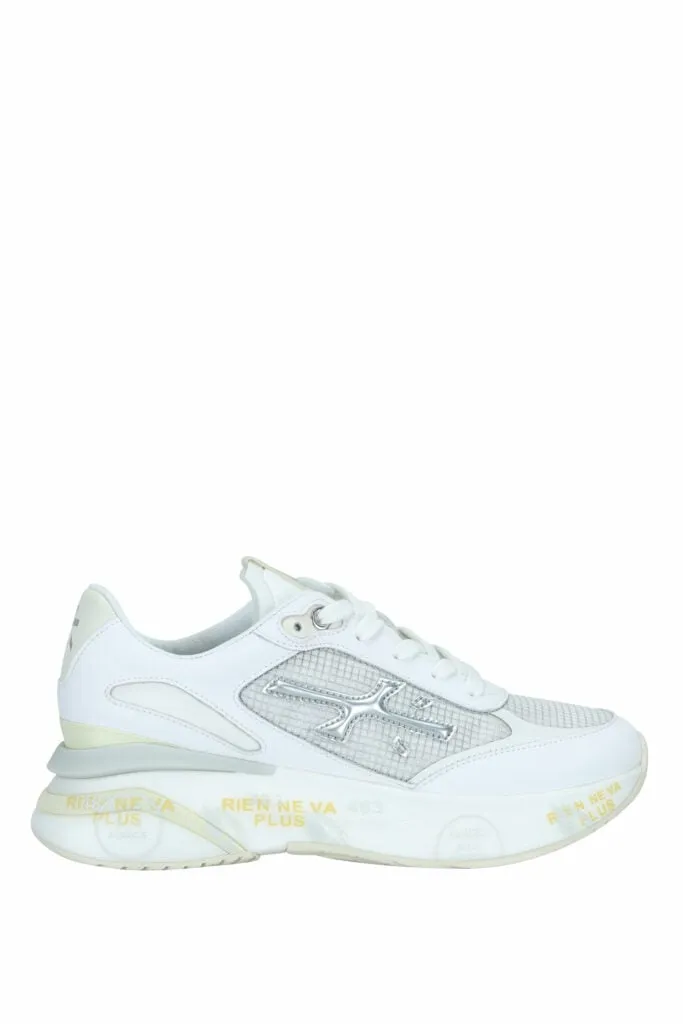Zapatillas blancas con plateado y plataforma 