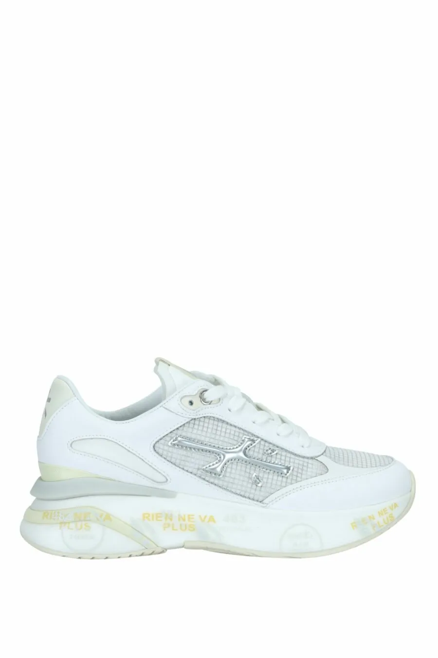 Zapatillas blancas con plateado y plataforma 