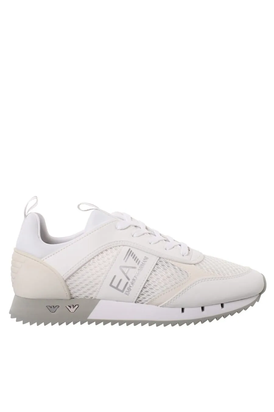 Zapatillas blancas transpirables con logo 