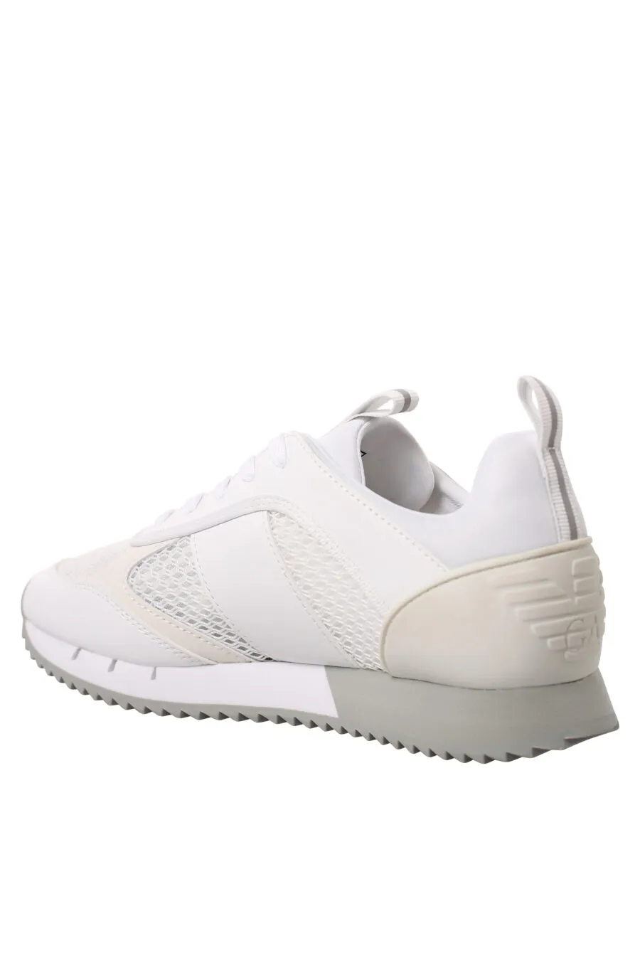 Zapatillas blancas transpirables con logo 