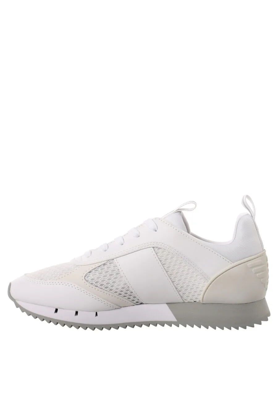 Zapatillas blancas transpirables con logo 