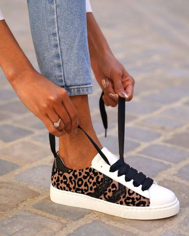 ZAPATILLAS DE MUJER CON ESTAMPADO DE LEOPARDO Y LENTEJUELAS CON CORDONES  CL07 GOLD
