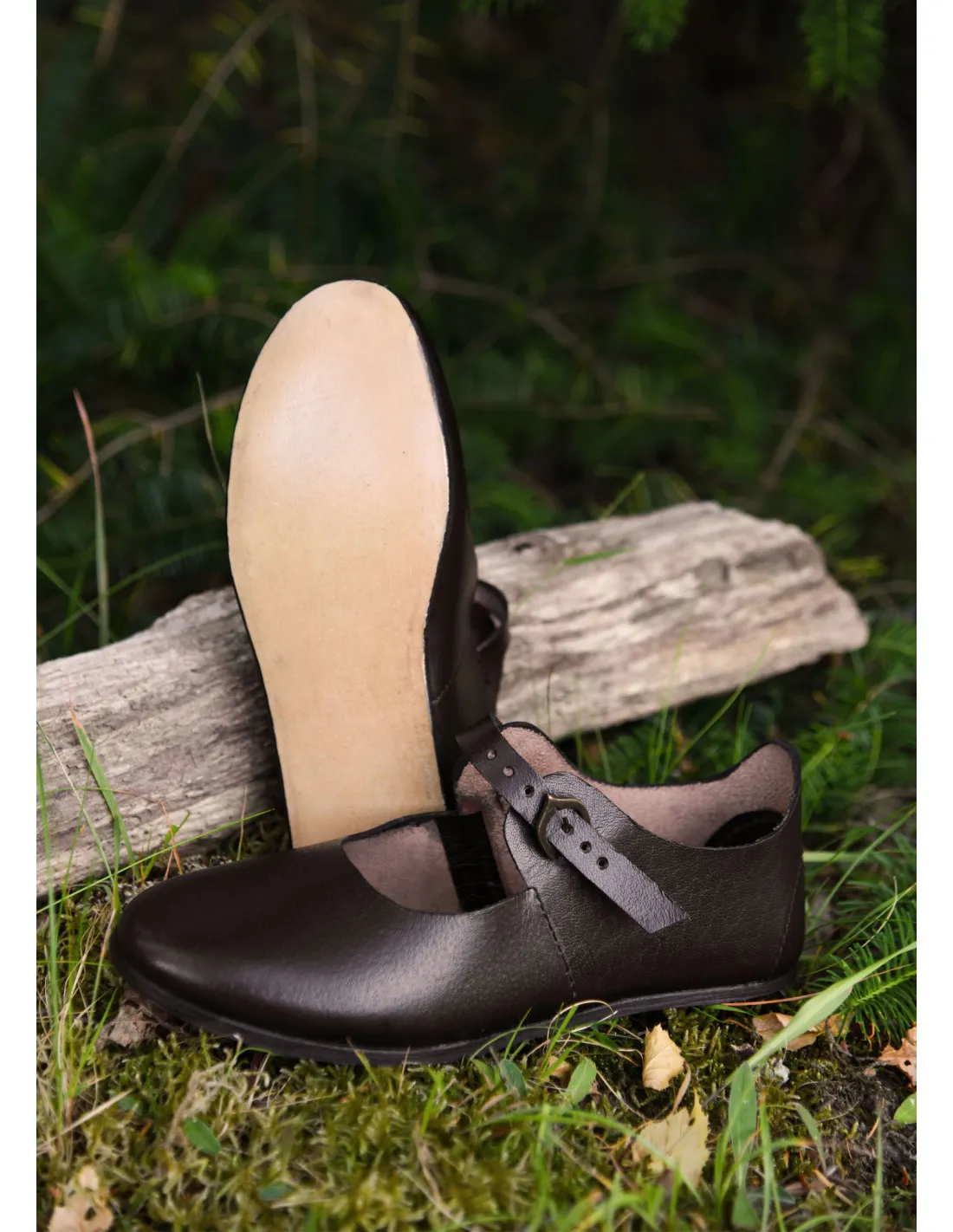 ZAPATO MEDIEVAL MUJER LATCHET, MARRONES (SIGLOS XIIIXV)