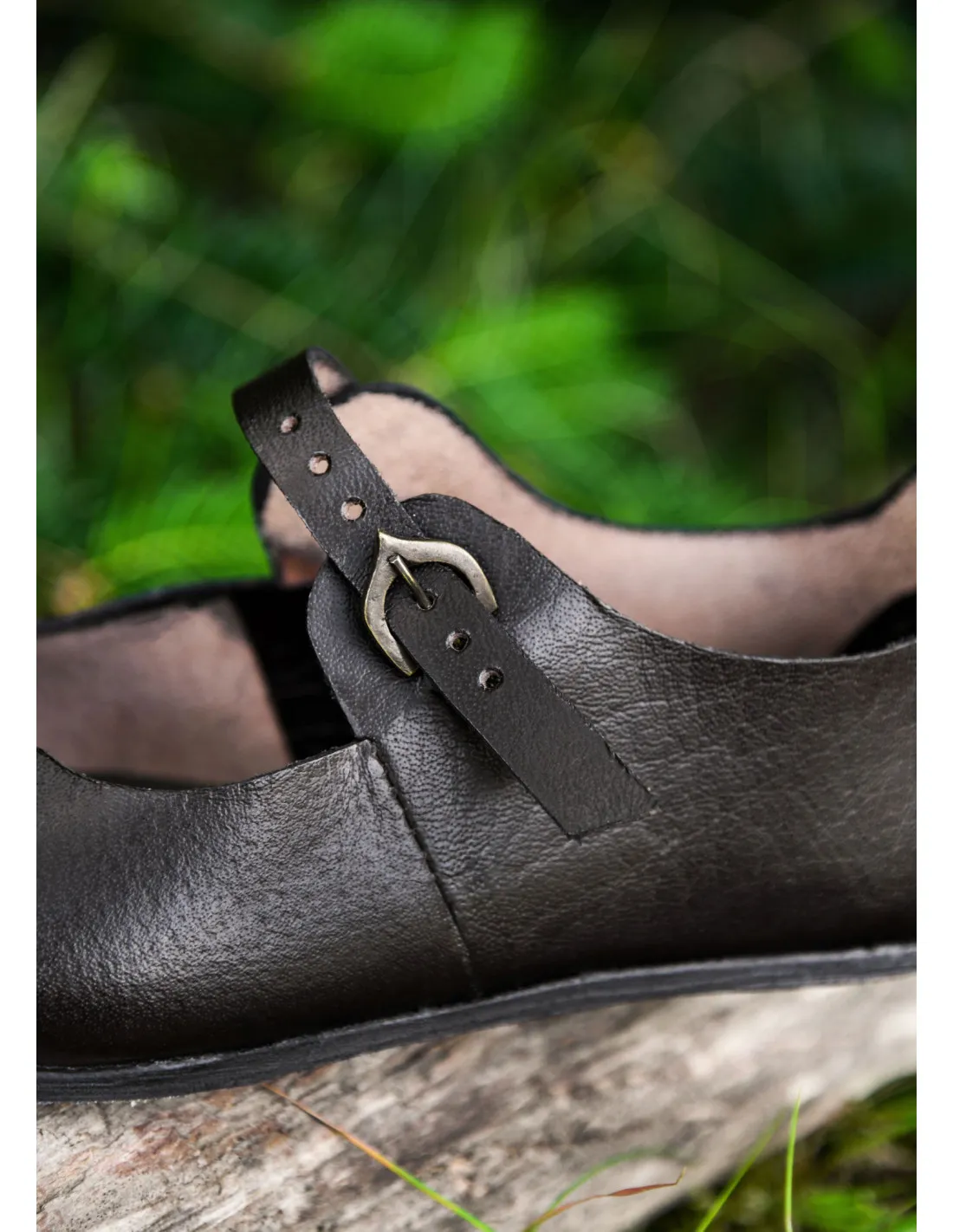 ZAPATO MEDIEVAL MUJER LATCHET, MARRONES (SIGLOS XIIIXV)