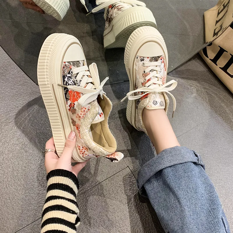 Zapatos casuales de diseñador, zapatillas de cuero de diseño de diseño femenino zapatos deportivos de moda