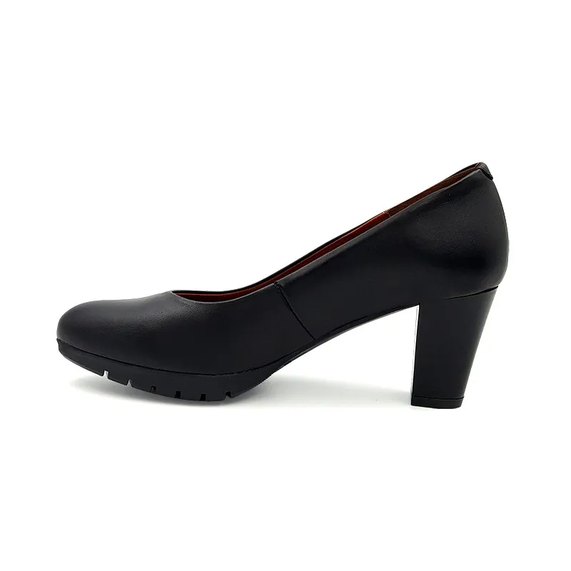 Zapatos De Salón Mujer Piel Tacón Medio Muy Cómodos 2220W Negro, de Desireé