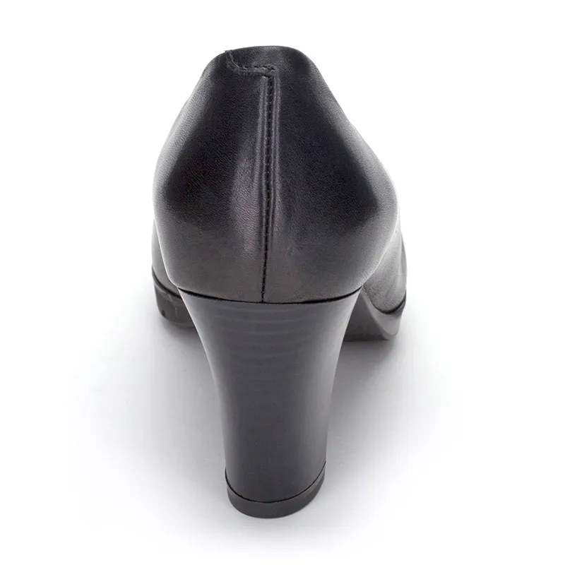 Zapatos De Salón Mujer Piel Tacón Medio Muy Cómodos 2220W Negro, de Desireé